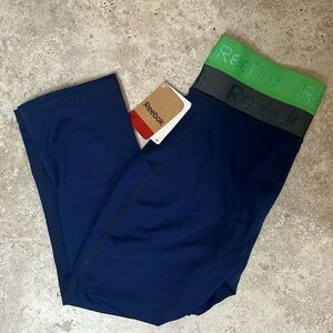 NWT Reebok Skinny Capri Sport Leggings Size Small Retail $60 Blue, Green & Grey